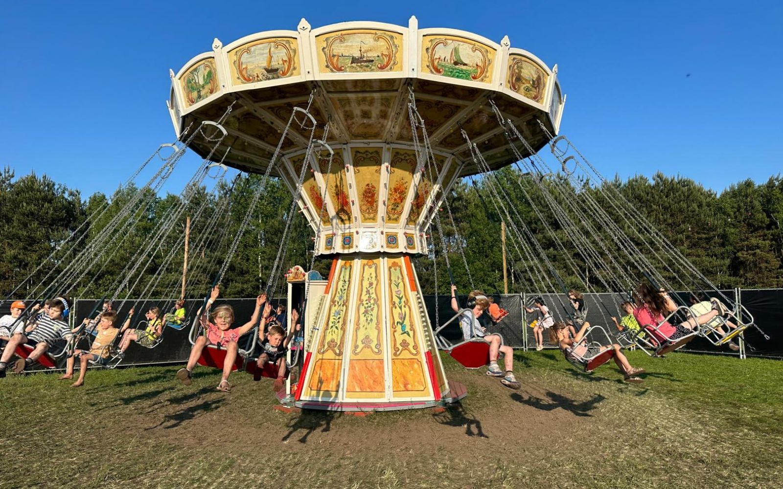 Bedrijfskermis met attracties en fun food via YP-Events